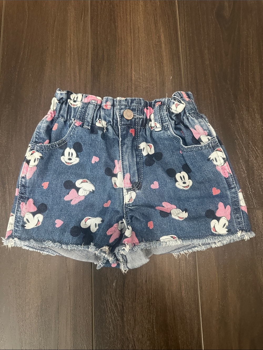 babyGap x Disney Minnie & Mickey Mouse Denim Shorts - size 5Y